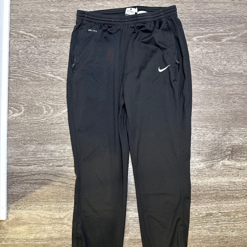 Nike Dri-Fit Women's Size Small Joggers